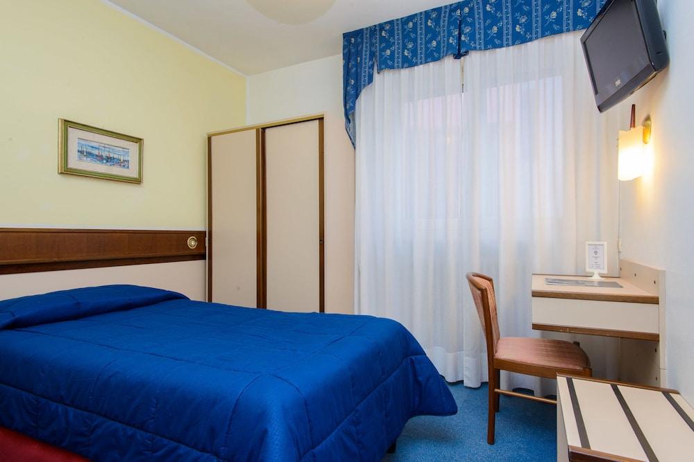 Bes Hotel Papa Сан-Пеллегрино-Терме Екстер'єр фото